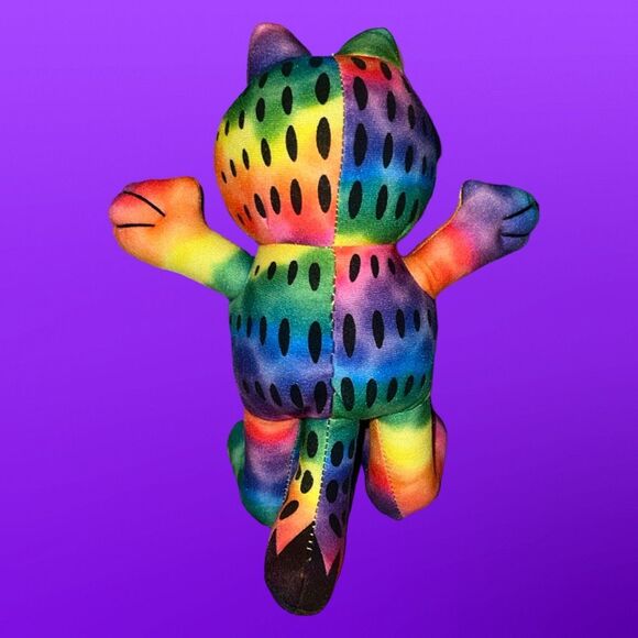 2018 GARFIELD Odie Rainbow Tie Dye Toy Factory 9" Stands Plush 40th Birthday - Picture 4 of 5
